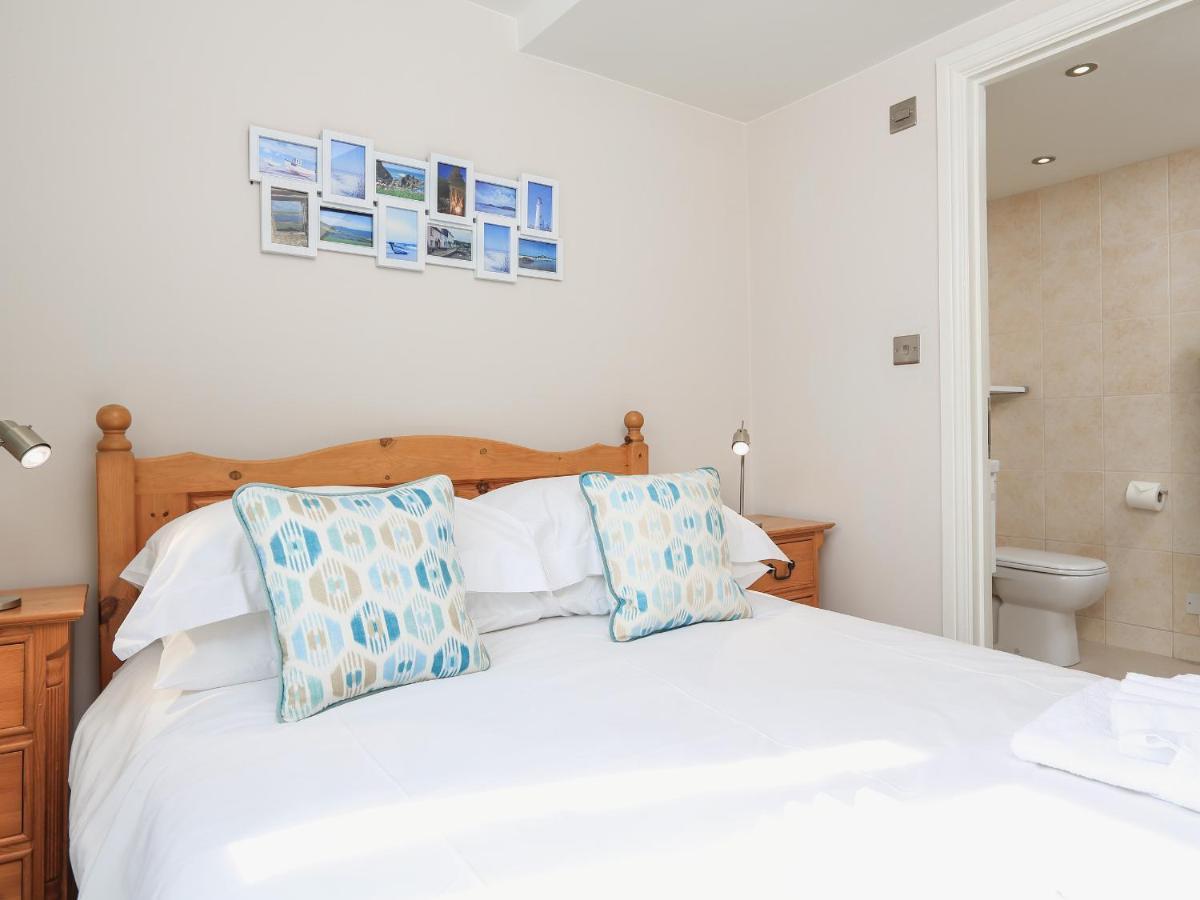 Keepers Lodge, Hillfield Village Дартмаут Экстерьер фото